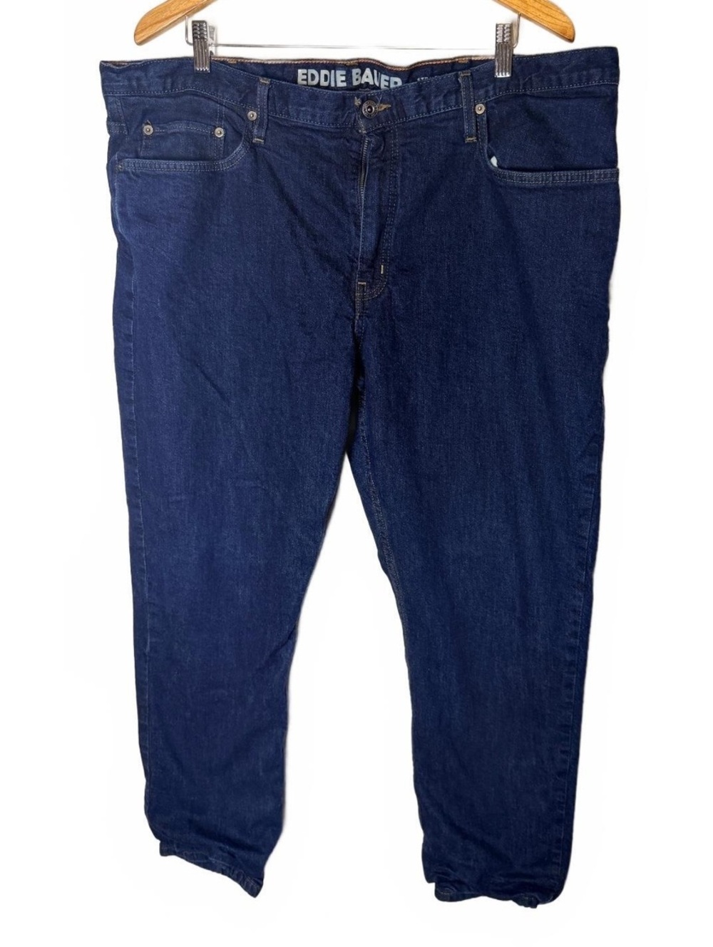 Eddie Bauer Men's Jeans Size 42x30 Dark Blue Denim - Picture 3 of 4